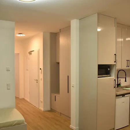Apartment 3 *