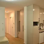 Lägenhet 3 *