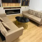 Lägenhet 3 *